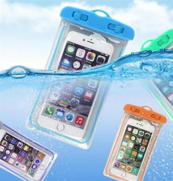 Universal Waterproof Mobile Phone Pouch for Smartphones